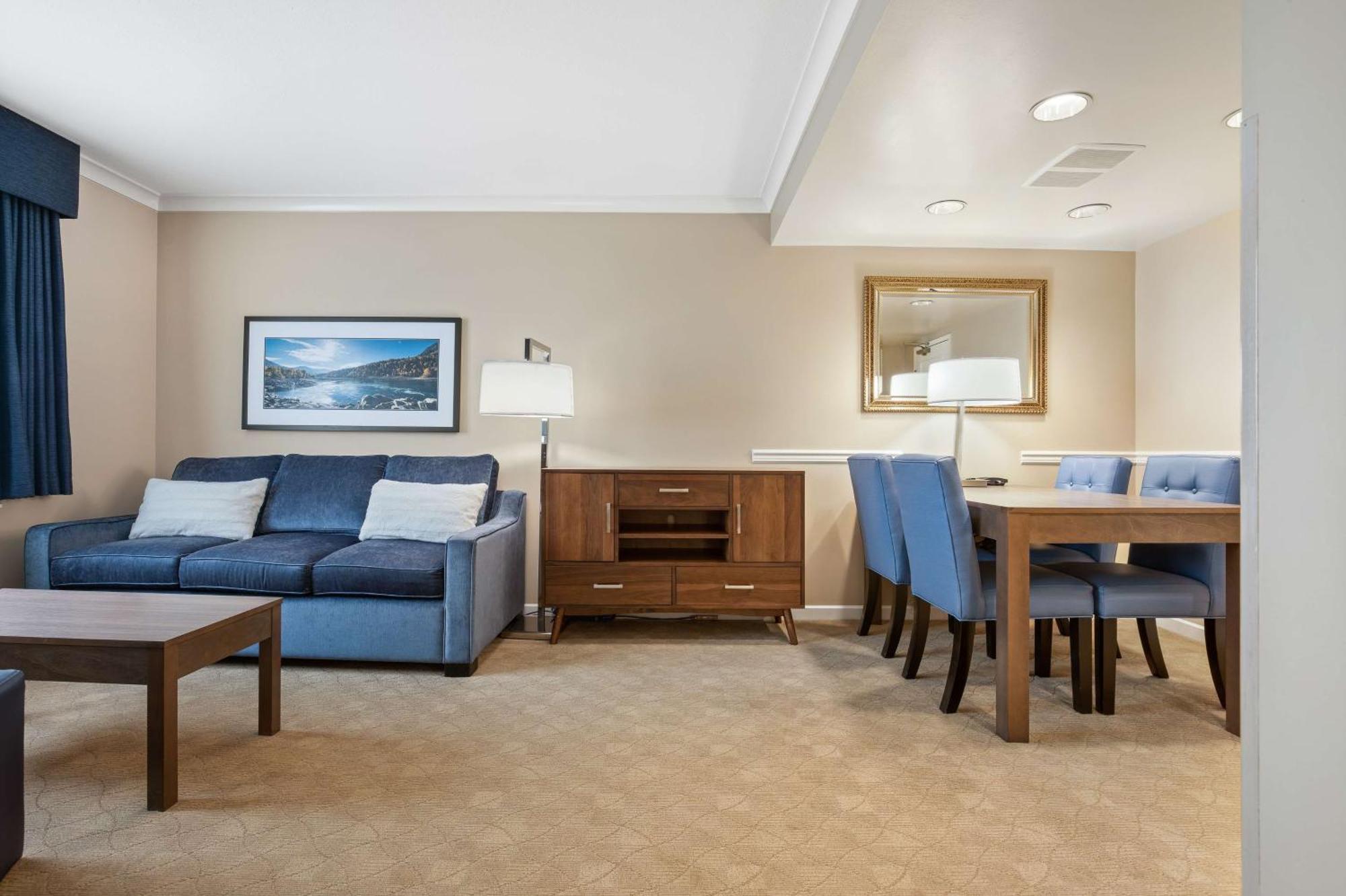 Hotel Western Columbia River