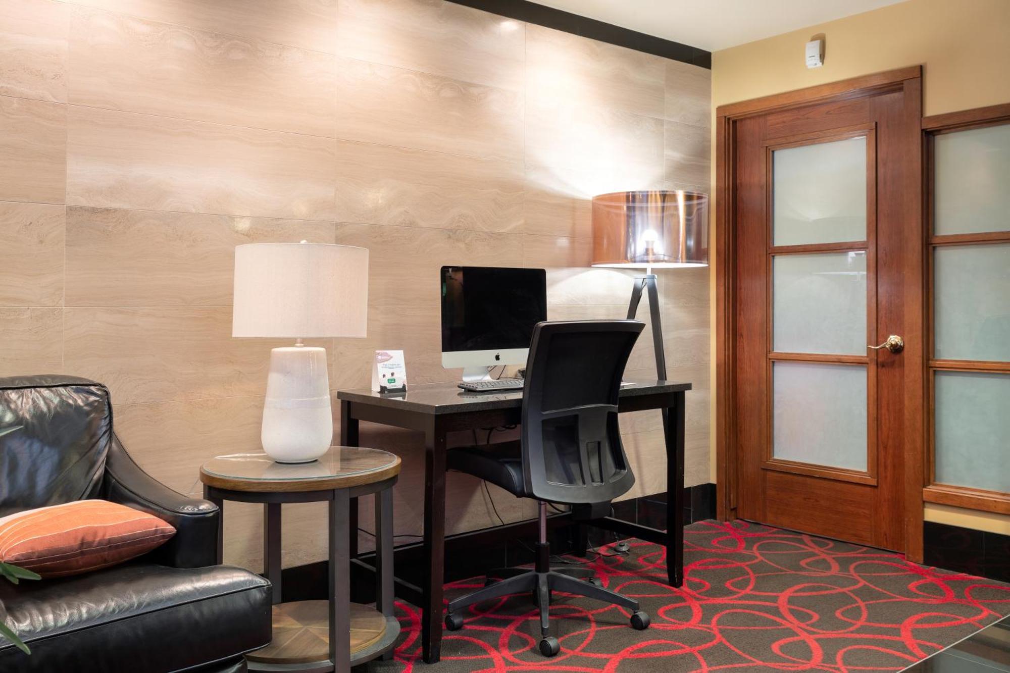 Western Columbia River Hotel 4*