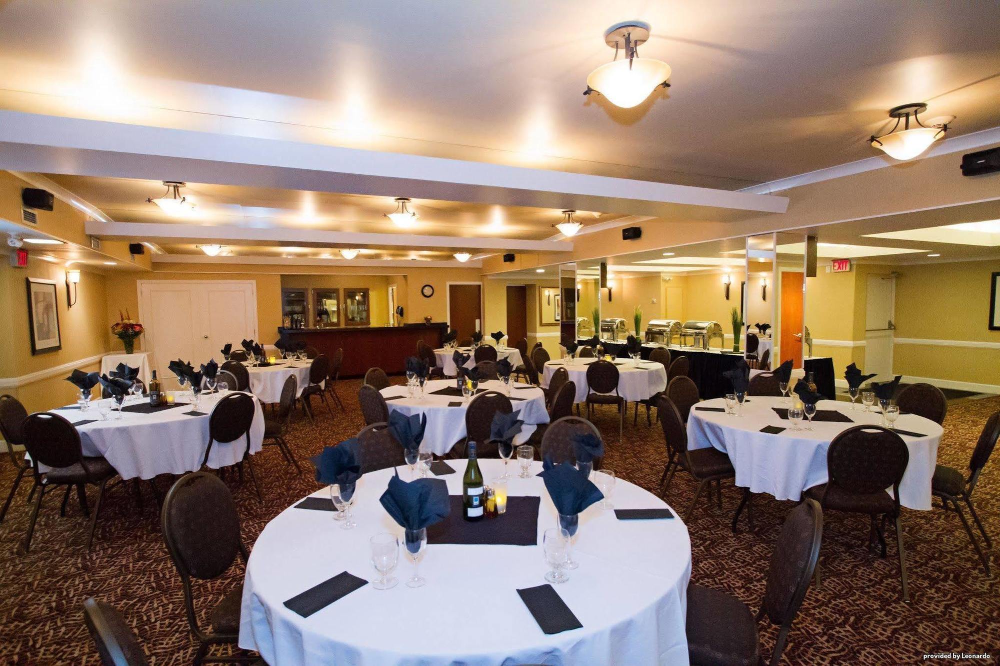 Western Columbia River Hotel 4*